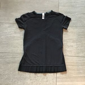 Ivivva Black Shirt Size 14